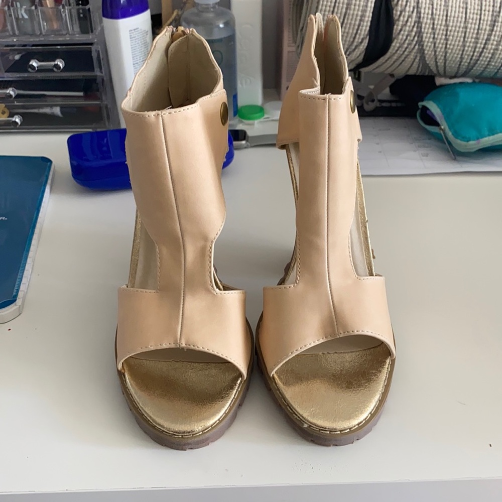 cute heels for fall, great condition, barely worn, comfortable